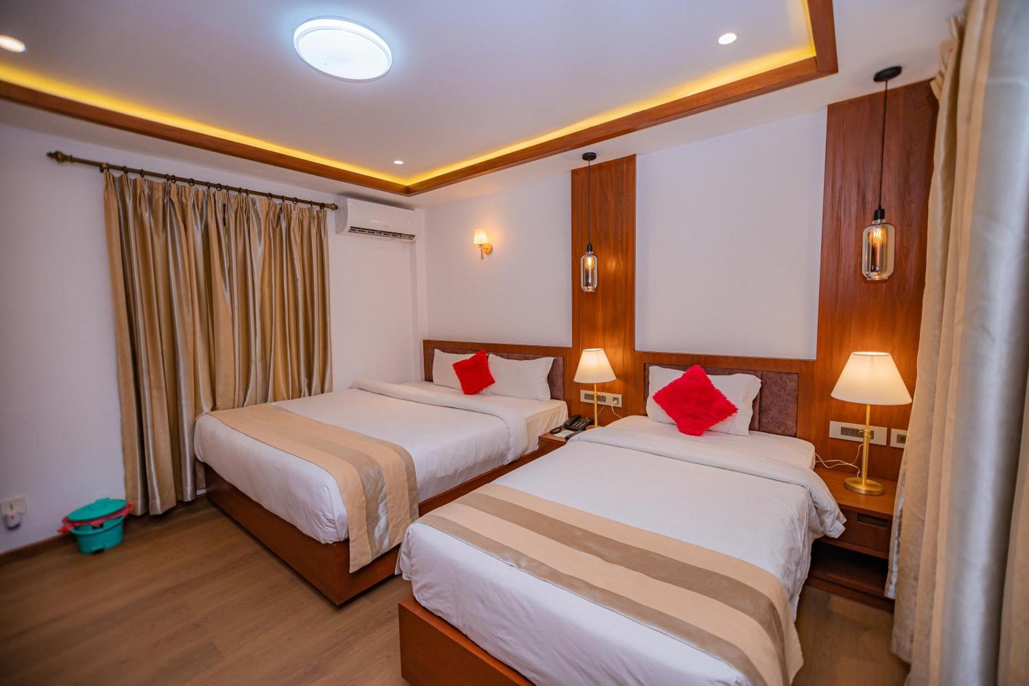 Hotel Seven Star Sauraha Ngoại thất bức ảnh